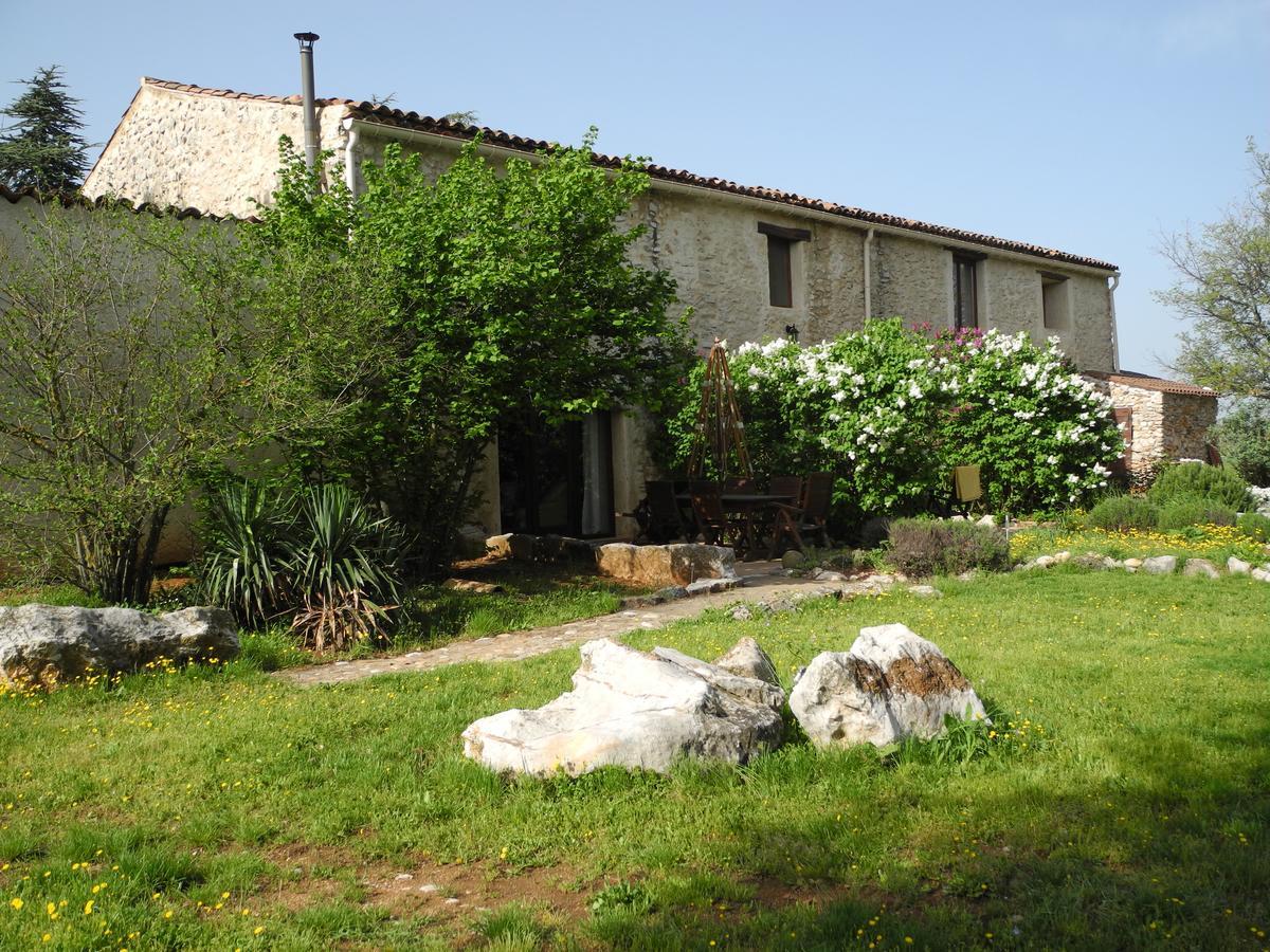 Le Mas De La Cherine Quinson Exterior foto